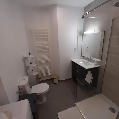 T2 Spacieux Et Confortable 아파트